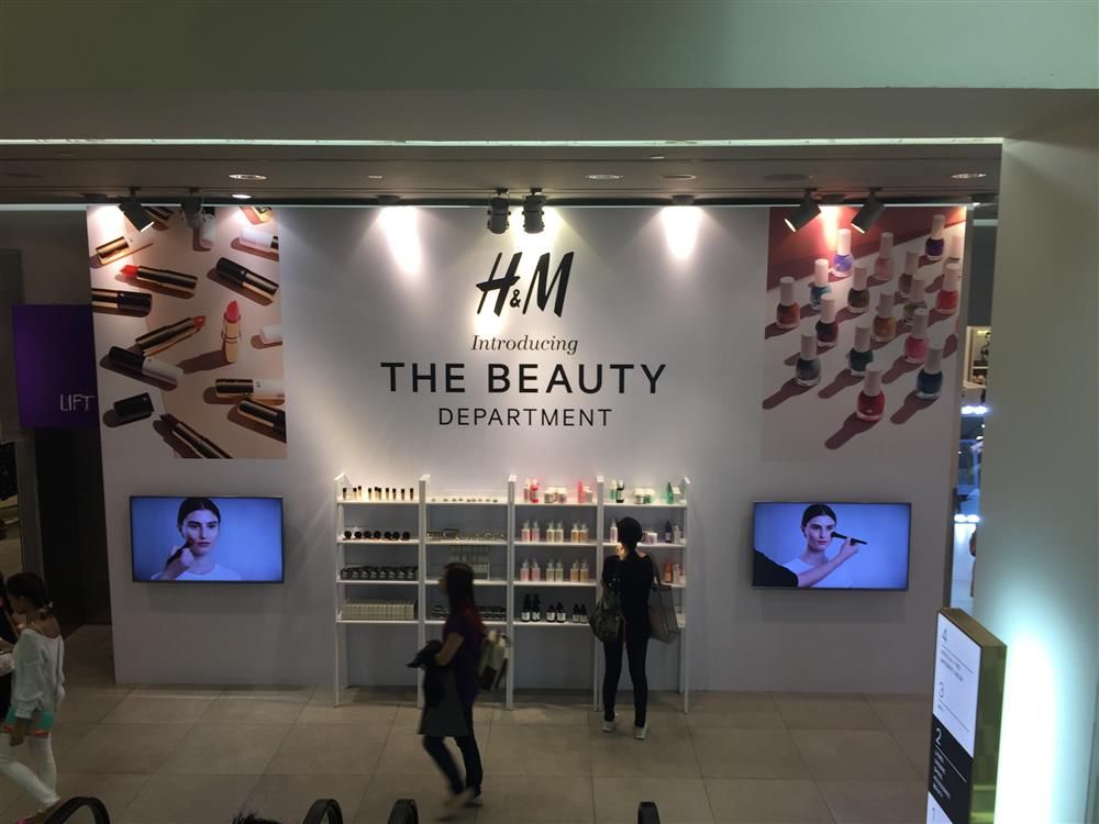 H&M Beauty Campaign